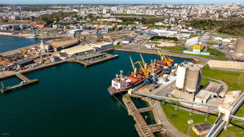 Vue aerienne du terminal multi-vrac de BrestPort